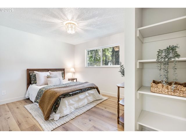 14050 Sw WILSON Dr, Beaverton, OR 97008