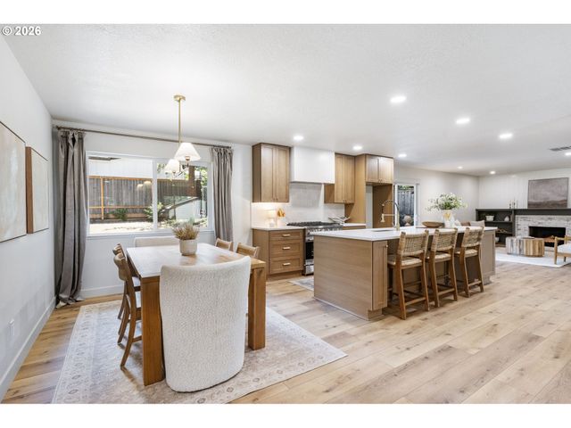 14050 Sw WILSON Dr, Beaverton, OR 97008