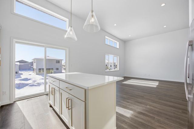 837 60th Avenue W, West Fargo, ND 58078