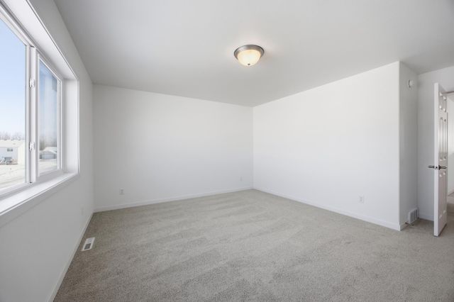 837 60th Avenue W, West Fargo, ND 58078