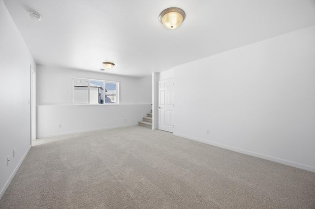 837 60th Avenue W, West Fargo, ND 58078