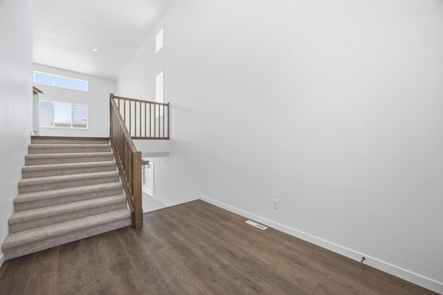 837 60th Avenue W, West Fargo, ND 58078