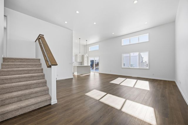 837 60th Avenue W, West Fargo, ND 58078