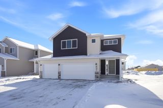 837 60th Avenue W, West Fargo, ND 58078
