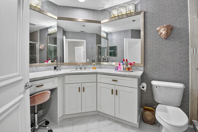 5157 Floria Way F, Boynton Beach, FL 33437