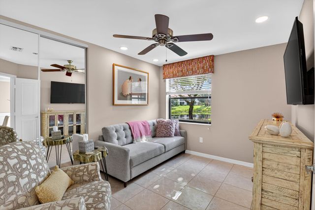 5157 Floria Way F, Boynton Beach, FL 33437