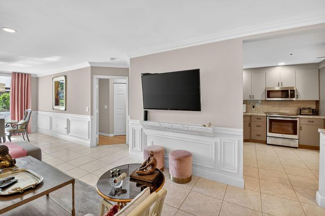 5157 Floria Way F, Boynton Beach, FL 33437