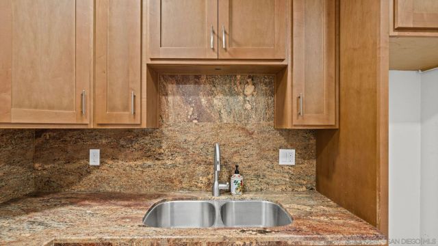 7595 Charmant 707, San Diego, CA 92122