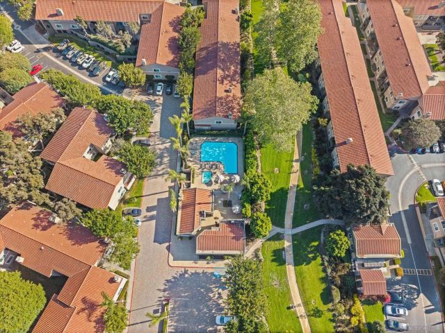 7595 Charmant 707, San Diego, CA 92122