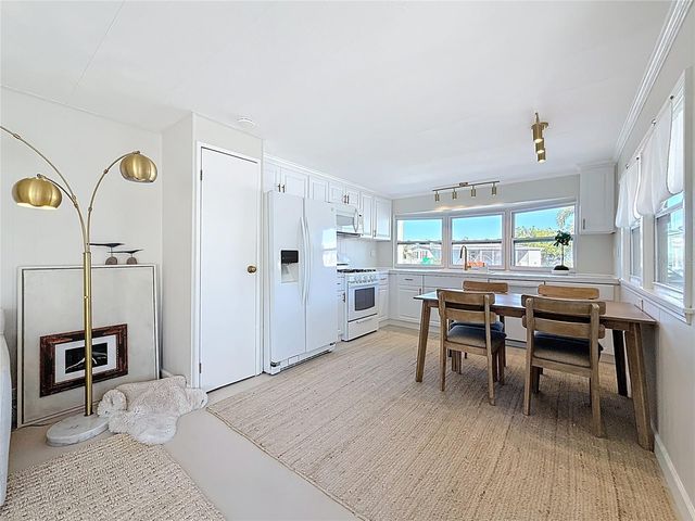 346 MOUNT SAXON AVENUE NE 316, St Petersburg, FL 33702