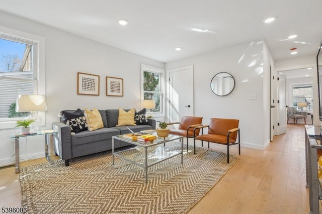 20 High St, New Providence Boro, NJ 07974