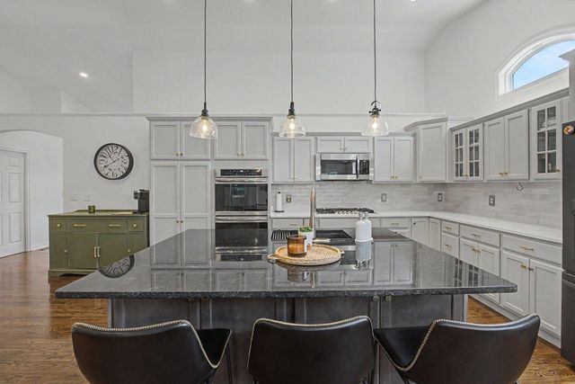 9725 Manassas Drive, Florence, KY 41042