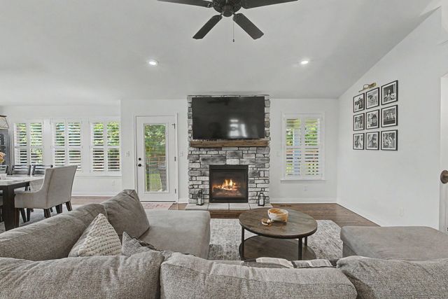 9725 Manassas Drive, Florence, KY 41042