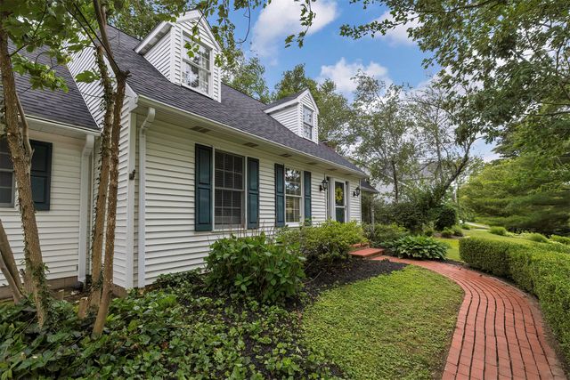 4427 NEPTUNE Drive, Erie, PA 16506