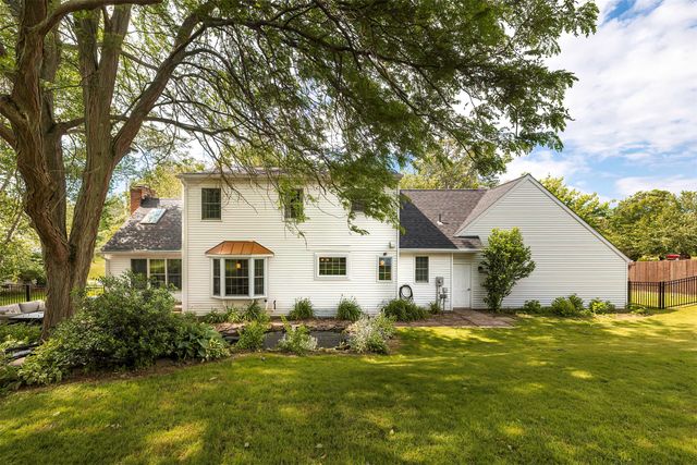 4427 NEPTUNE Drive, Erie, PA 16506