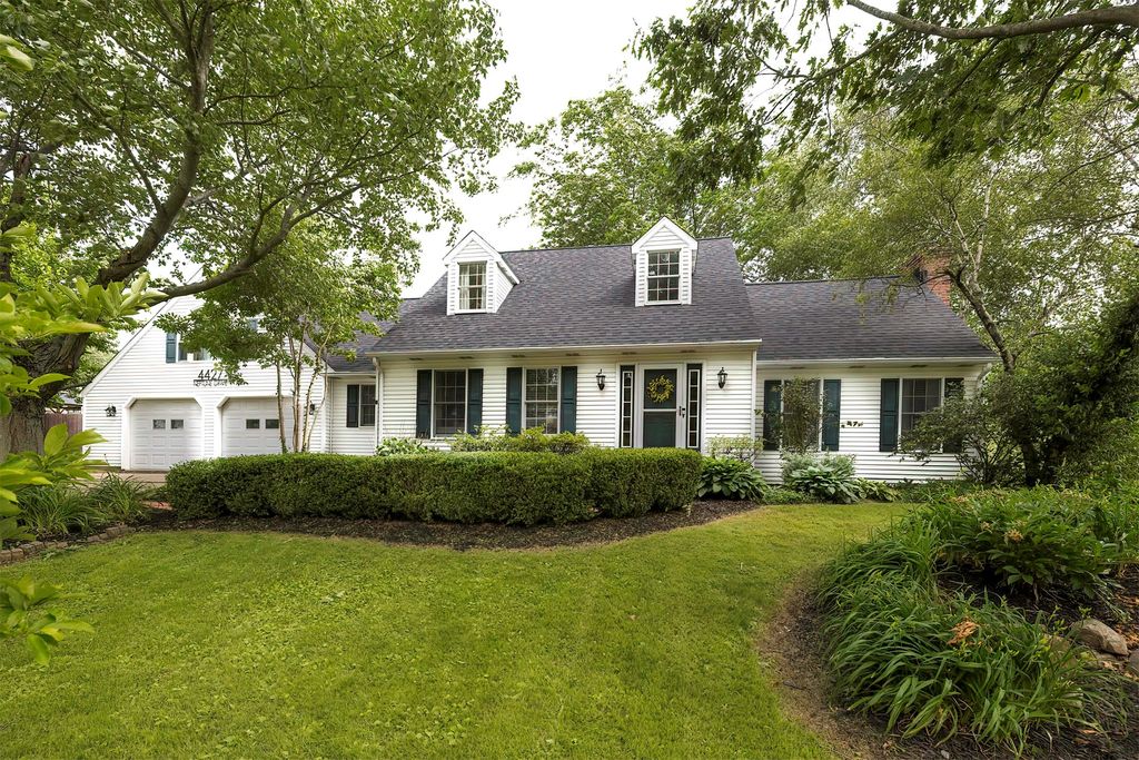 4427 NEPTUNE Drive, Erie, PA 16506