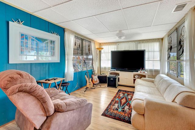 515 50TH AVENUE TERRACE W, Bradenton, FL 34207