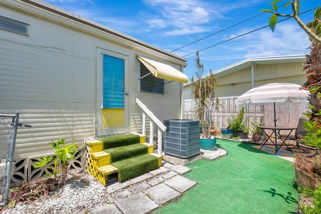 515 50TH AVENUE TERRACE W, Bradenton, FL 34207