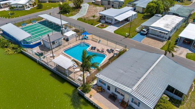 515 50TH AVENUE TERRACE W, Bradenton, FL 34207