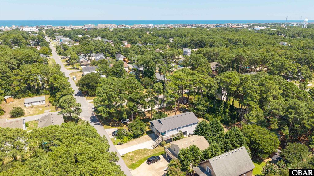 Image 3 of property listing at 1005 Holly Street Lot #3, Kill Devil Hills, NC 27948