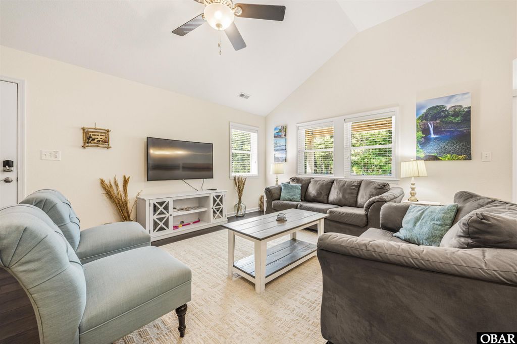 Image 4 of property listing at 1005 Holly Street Lot #3, Kill Devil Hills, NC 27948