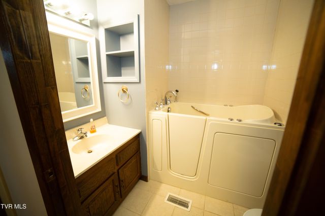 421 Eastley Court, A, Kingsport, TN 37660