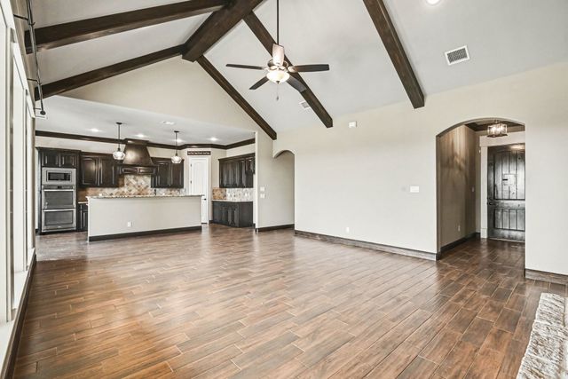 104 Stanford Lane, Springtown, TX 76082