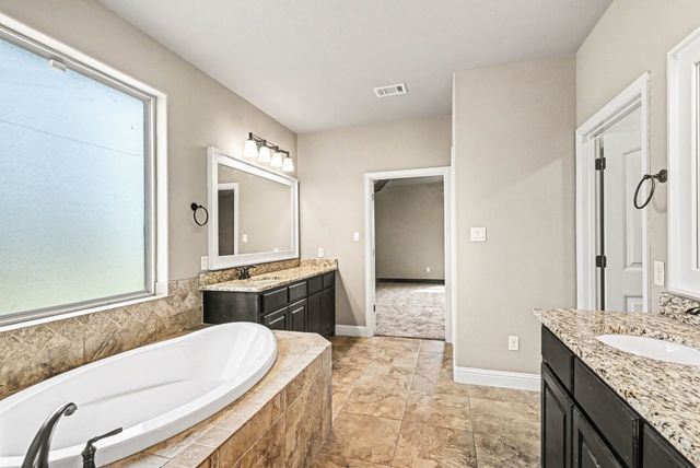 104 Stanford Lane, Springtown, TX 76082