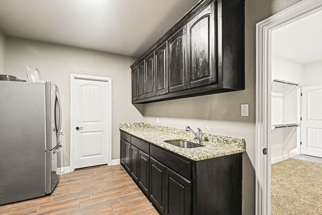 104 Stanford Lane, Springtown, TX 76082