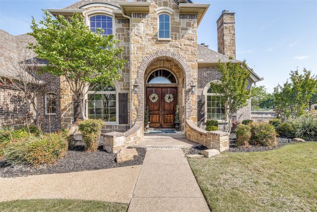 8813 Summit Point Court, Fort Worth, TX 76179