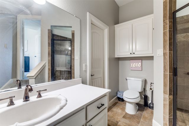 8813 Summit Point Court, Fort Worth, TX 76179