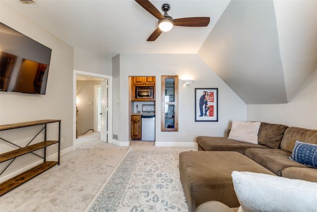 8813 Summit Point Court, Fort Worth, TX 76179