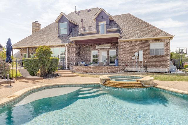 8813 Summit Point Court, Fort Worth, TX 76179