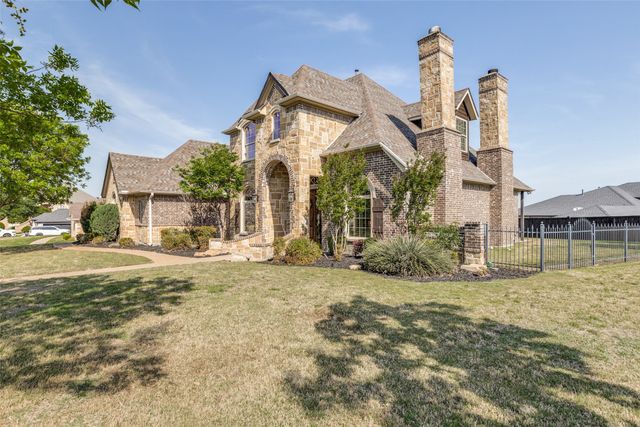 8813 Summit Point Court, Fort Worth, TX 76179