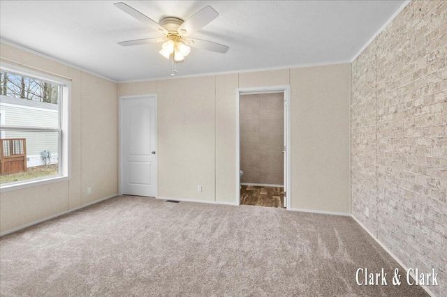 6900 Knottypine Street NE, Rockford, MI 49341