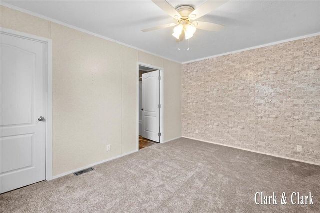 6900 Knottypine Street NE, Rockford, MI 49341