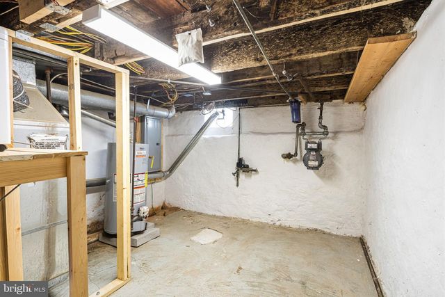 3929 BRANDYWINE ST, Philadelphia, PA 19104
