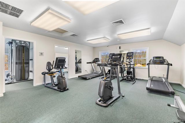 33 Briar Court, Cross River, NY 10518