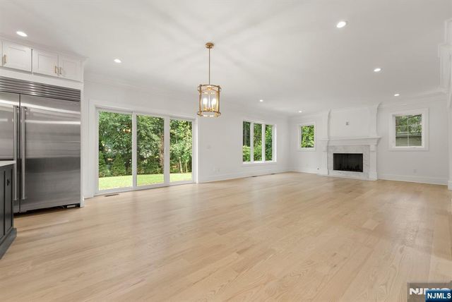 22 Northwood, Demarest, NJ 07627