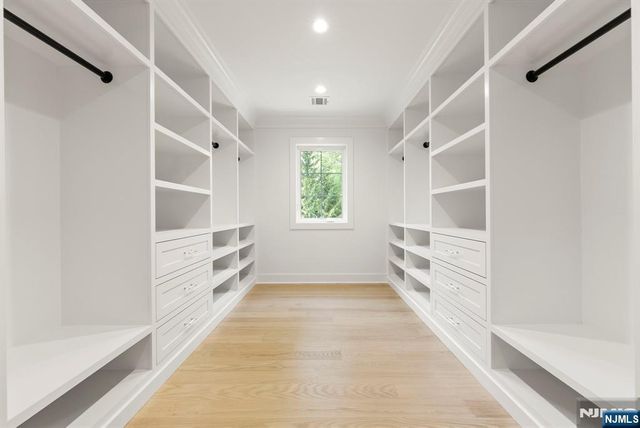 22 Northwood, Demarest, NJ 07627