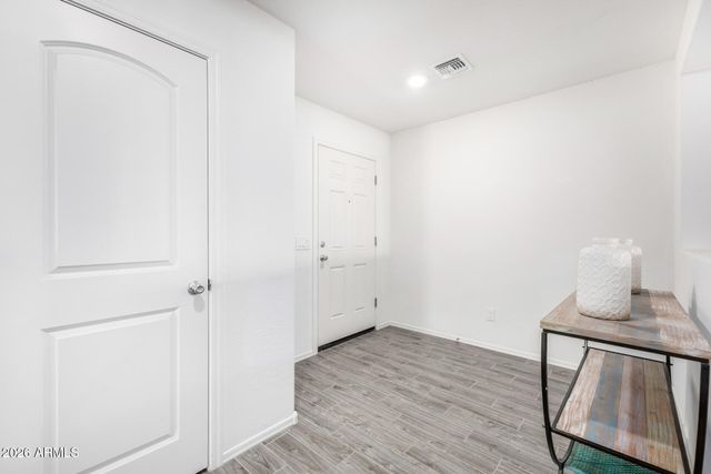 12652 W GLENN Drive, Glendale, AZ 85307