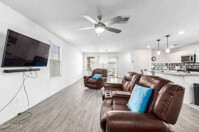 12652 W GLENN Drive, Glendale, AZ 85307