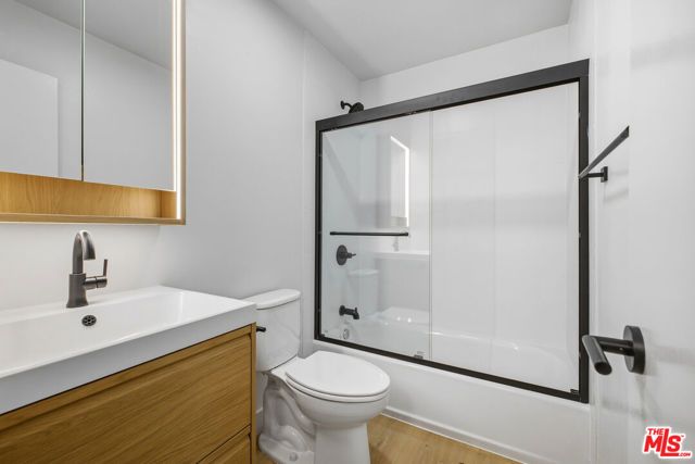 1701 Westmoreland Boulevard 11, Los Angeles, CA 90006