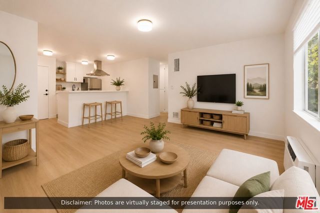 1701 Westmoreland Boulevard 11, Los Angeles, CA 90006