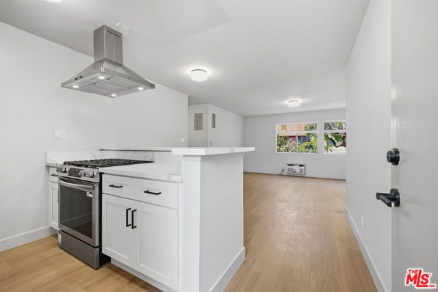 1701 Westmoreland Boulevard 11, Los Angeles, CA 90006