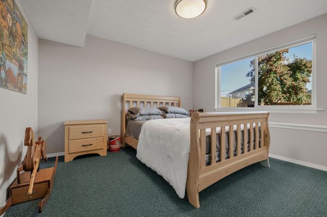 8904 N Bradbury St, Spokane, WA 99208