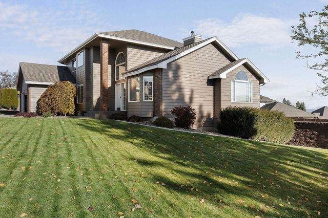 8904 N Bradbury St, Spokane, WA 99208