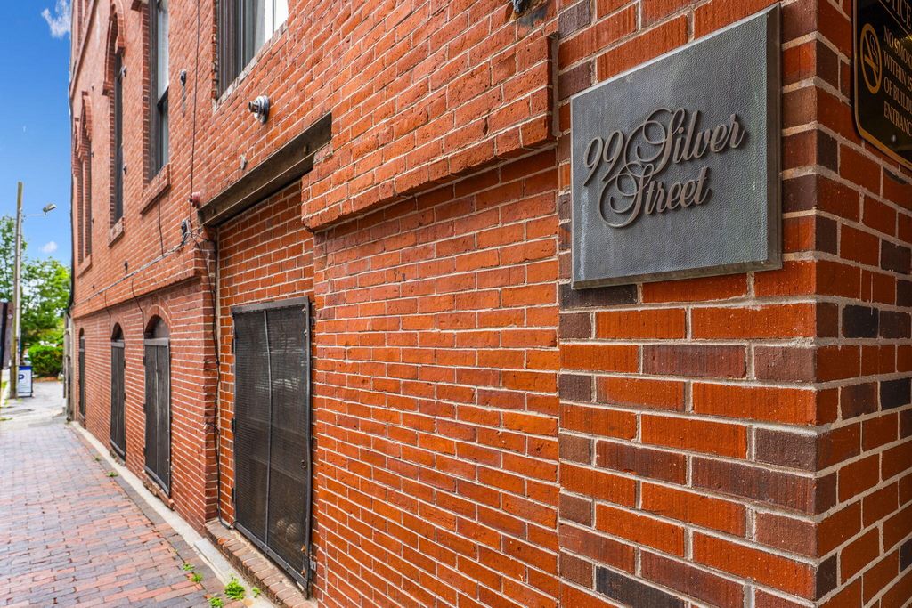99 Silver Street 2-5, Portland, ME 04101 — exterior