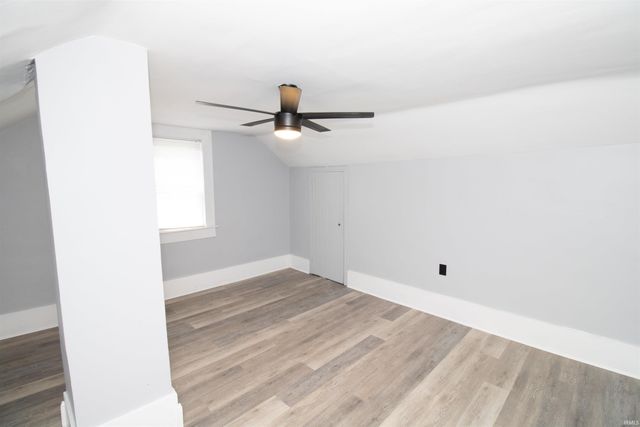 2604 Hillcrest Terrace, Evansville, IN 47712