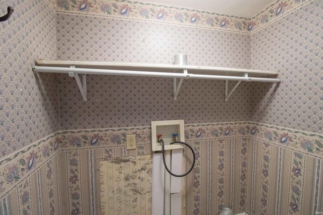 2604 Hillcrest Terrace, Evansville, IN 47712